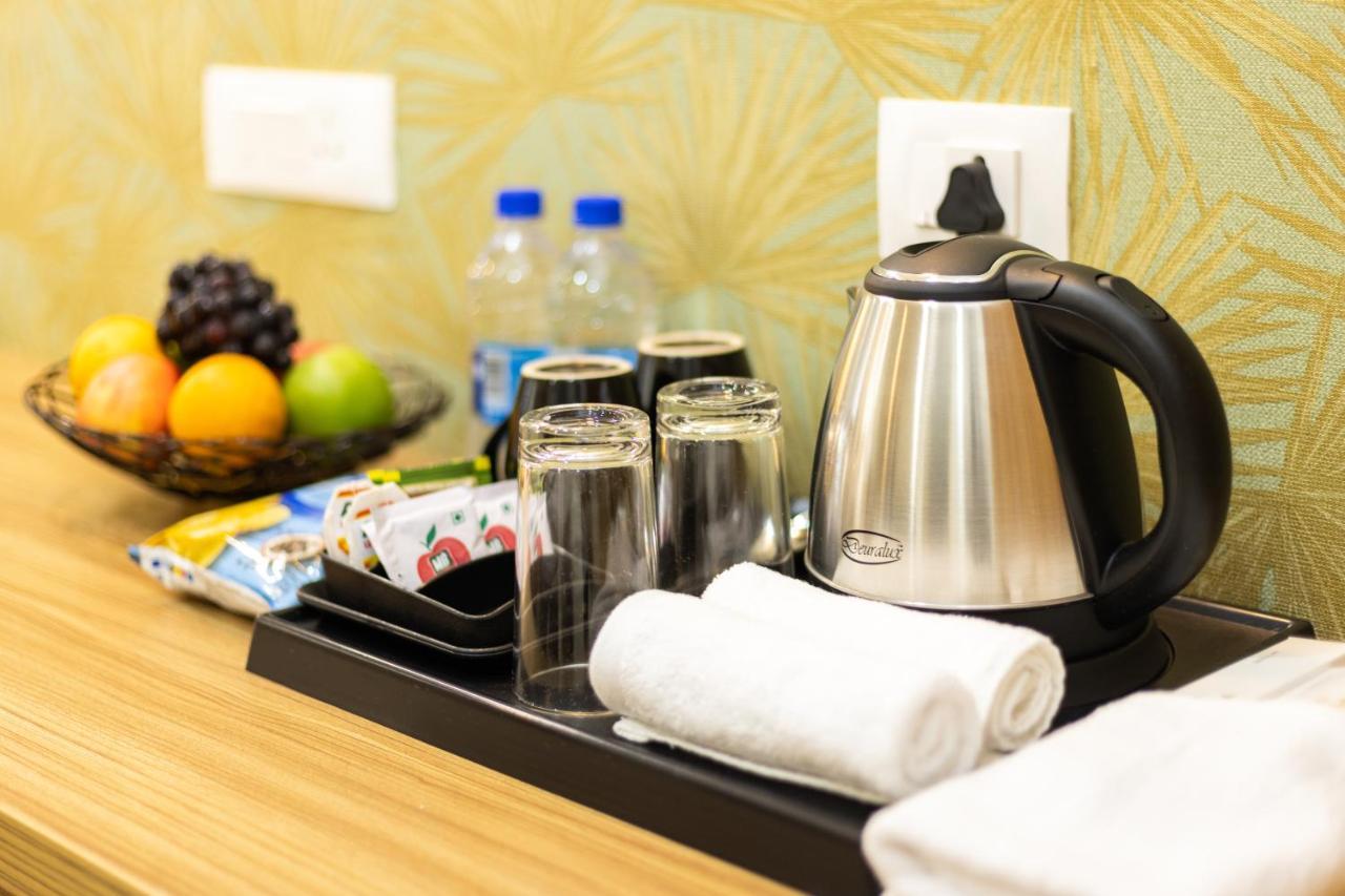Esaa Airport Hotel Kochi Eksteriør billede