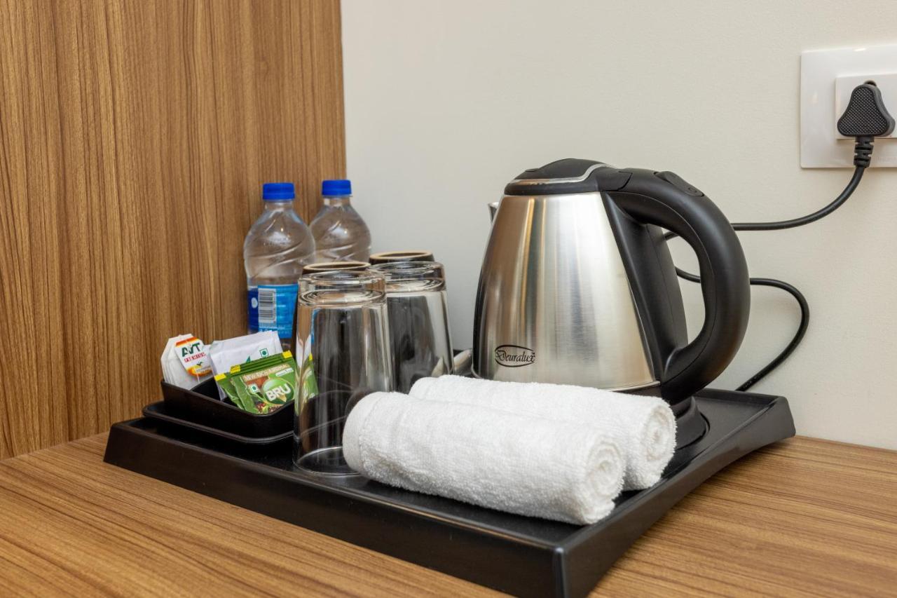 Esaa Airport Hotel Kochi Eksteriør billede