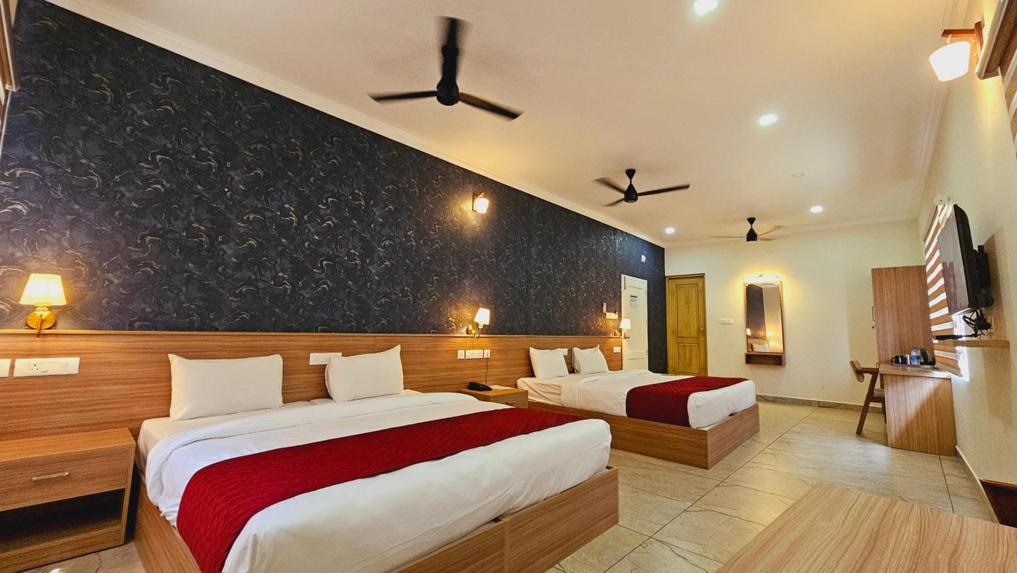 Esaa Airport Hotel Kochi Eksteriør billede