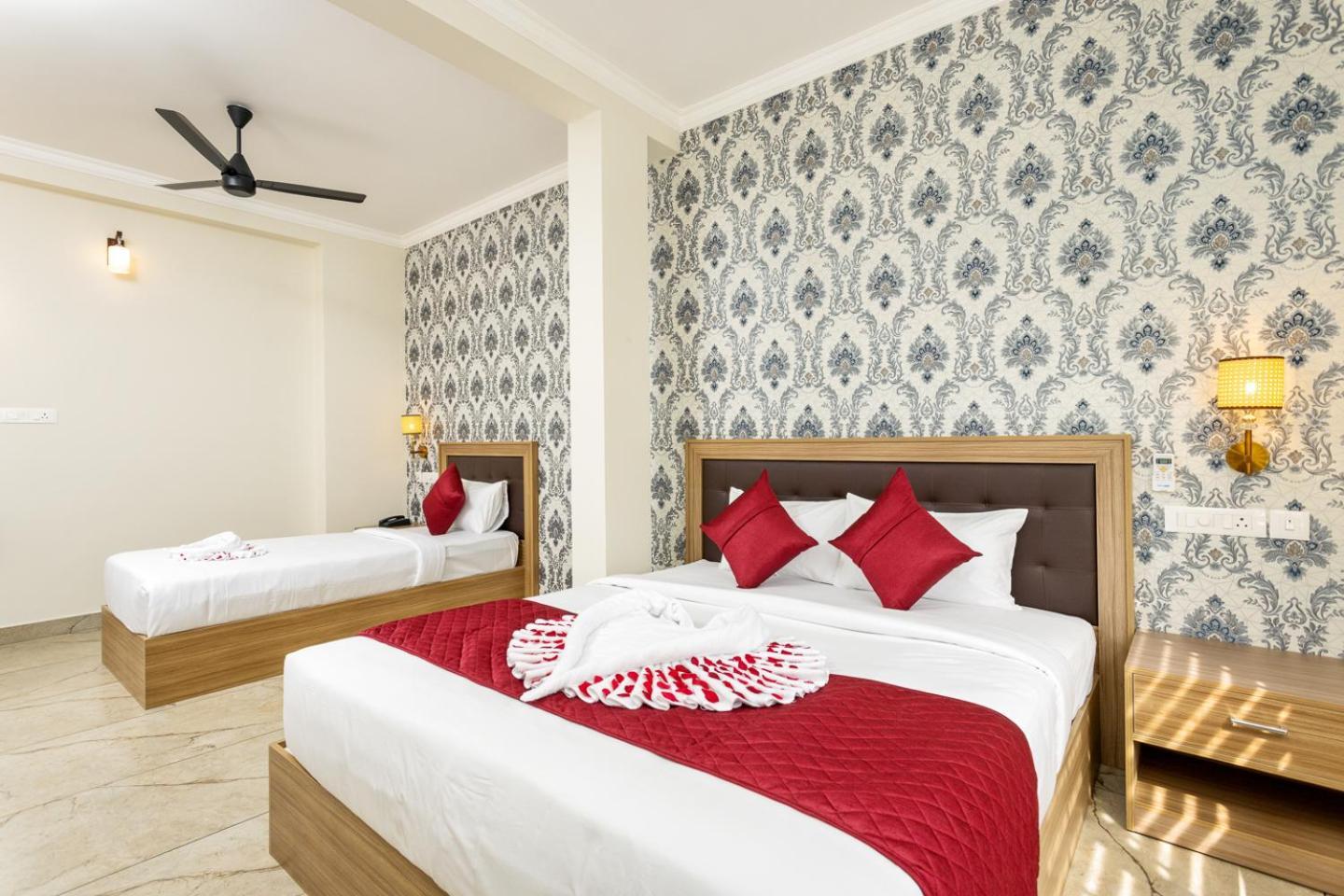 Esaa Airport Hotel Kochi Eksteriør billede